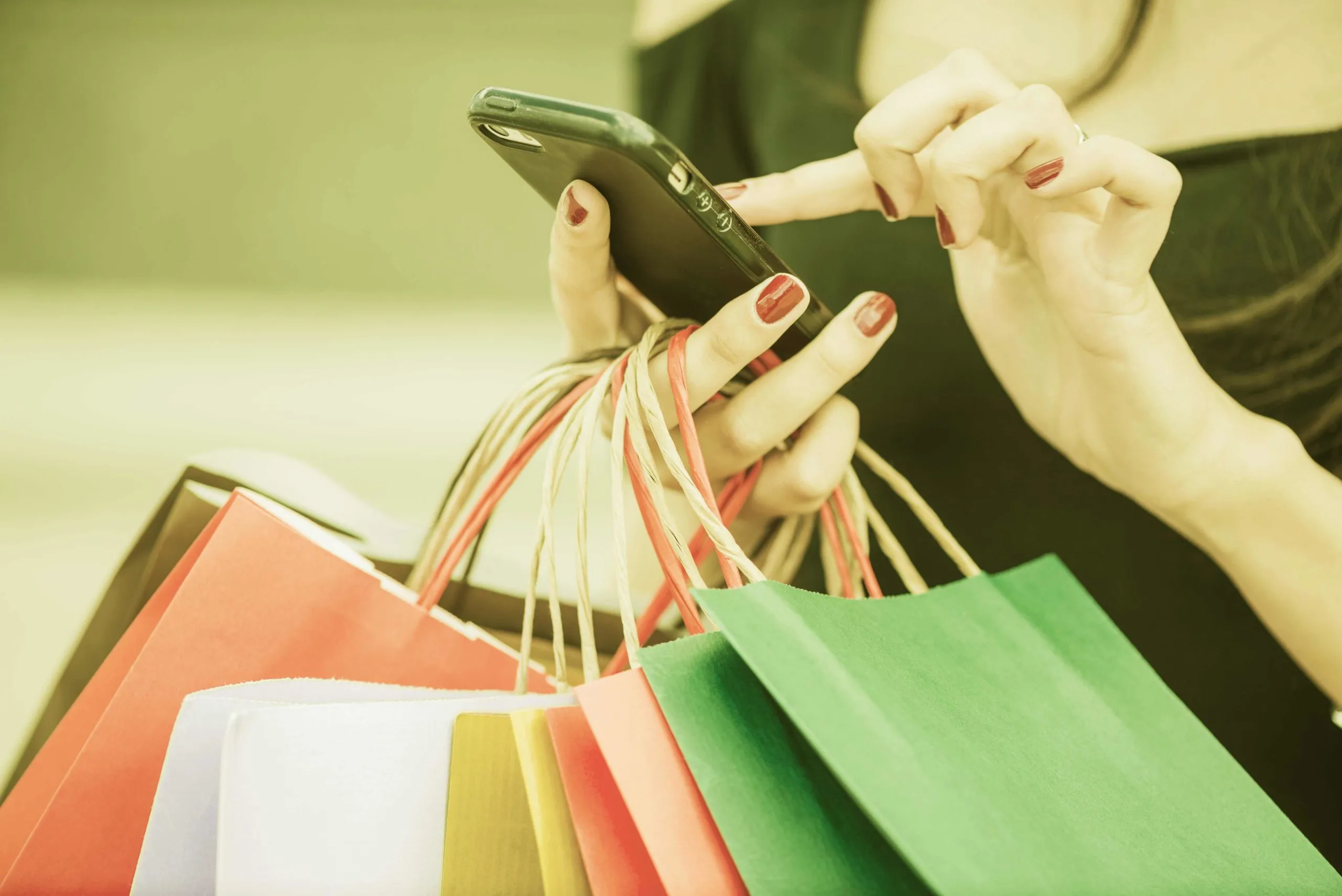 Apertura di un e-commerce: comunicazioni e adempimenti