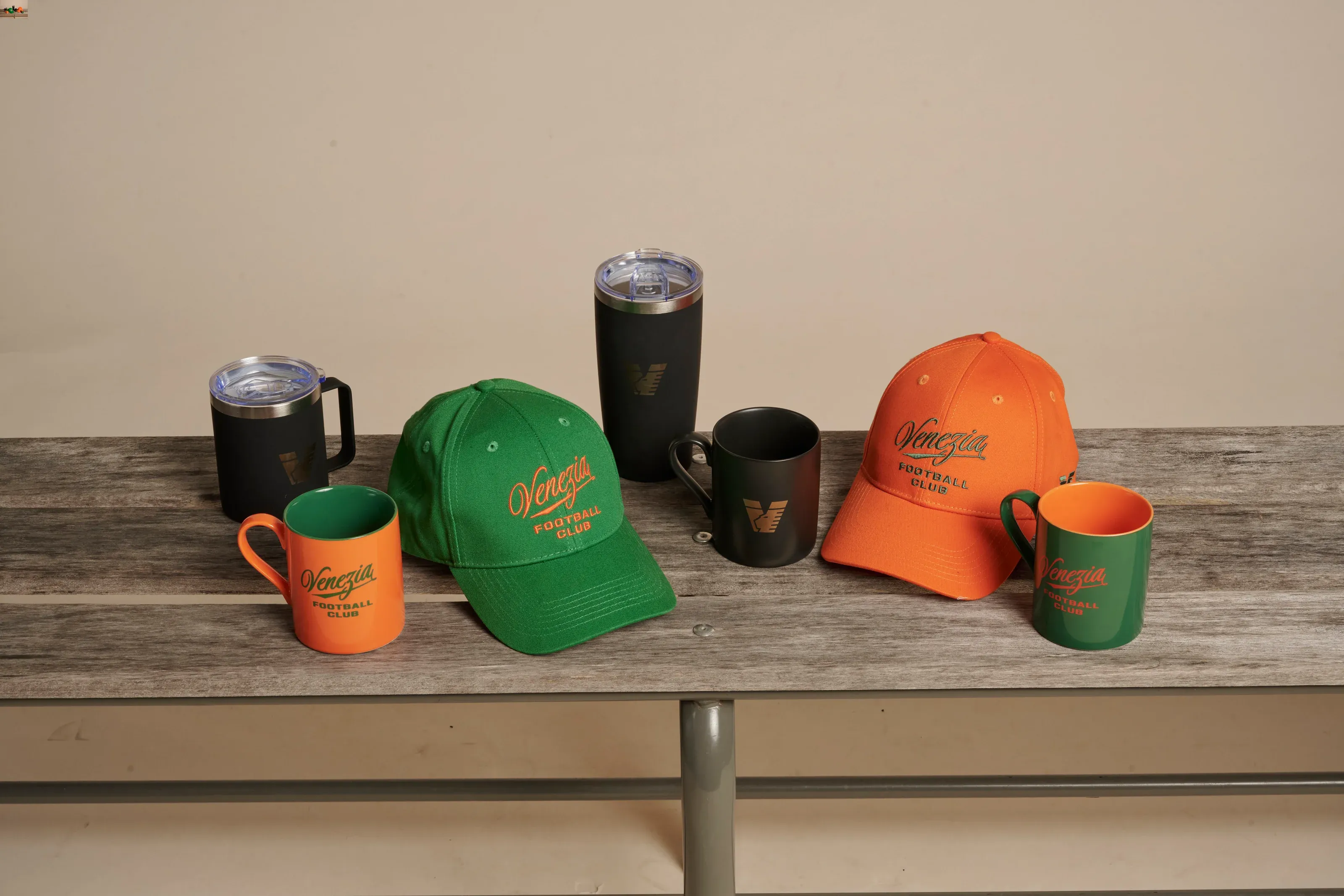 Operatività del merchandising Venezia FC in magazzino